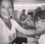 Luana Piovani indo para Fernando de Noronha com os filhos
