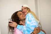 Luísa e Vitão assumiram o namoro 
