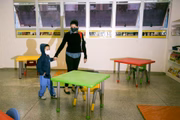 Para as escolas, os custos de uma testagem geral seriam "inviáveis"