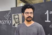 Estudante João Gomes espantou pela semelhança física com o autor