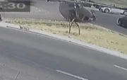 Veículo capotou três vezes em avenida movimentada de Anápolis