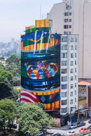 Eduardo Kobra restaurou o mural em homenagem a Ayrton Senna 