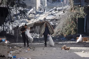 Em 7 de outubro, o grupo Hamas lançou um ataque-surpresa contra Israel a partir de Gaza, por terra, mar e ar, matando mais de 1.300 pessoas e ferindo cerca de 2.800