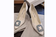 Leilão incluí lote com sapatos de luxo 