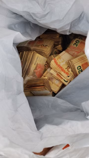 A Justiça Federal também determinou o bloqueio de valores totalizados em R$ 469 milhões das contas dos investigados
