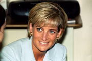 Lady Di morreu em 1997, em um acidente de carro em Paris