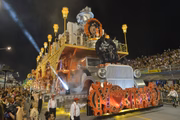 Desfile da Mocidade Alegre, no Anhembi, em São Paulo