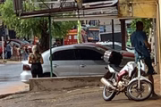 Carro em que mãe e filho estava
