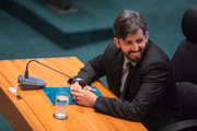 Leandro Grass (Rede) destacou que os temporários são fundamentais para a rede pública e estão substituindo efetivos de grupo de risco ou contaminados pela Covid-19 