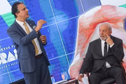 Ministro Camilo Santana fala durante evento