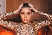 Em 2019, Gessica foi convidada por Whindersson Nunes para participar do programa Os Roni, do Multishow, onde interpretou a personagem Jennyfer. No ano seguinte, a jovem gravou o primeiro filme para uma plataforma de streaming de filmes e séries