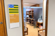 Gabinete do deputado federal Gustavo Gayer (PL-GO) que é alvo da Operação Discalculia, deflagrada pela Polícia Federal (PF) nesta sexta-feira (25/10) com o objetivo de desarticular associação criminosa voltada para desvio de cota parlamentar, além de falsificação de documentos para criação de Organização de Sociedade Civil de Interesse Público (Oscip).