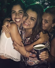 Preta Gil compartilha cliques inéditos ao lado da irmã, Bela Gil