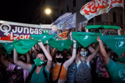 Aborto foi legalizado na Argentina