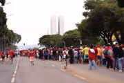 Apenas 40 mil pessoas poderão ficar na área da Praça dos Três Poderes. Os cidadãos que queiram acompanhar a posse daquele local deverão chegar até as 12h30