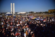A organização acredita que 200 mil pessoas participaram 