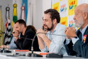 Pré-candidato à Prefeitura de São Paulo, Guilherme Boulos quer unir Lula e Tarcísio de Freitas pela segurança na capital paulista