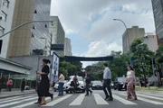Movimentação na Avenida Brigadeiro Faria Lima, na zona oeste de São Paulo