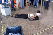 Kerolyn Ketlen Moreira também foi baleada. Ela foi encaminhada para o Instituto Hospital de Base