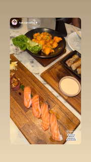 A influencer mostrou que estava em um restaurante de comida japonesa