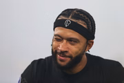 Memphis Depay é camisa 10 do Corinthians