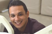 O Bombeiro Edson Lopes, de 36 anos