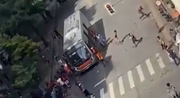 Usuários de drogas da Cracolândia atacam ônibus no centro de SP