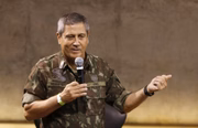 Ele será levado para o Exercito