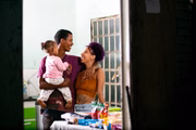 Anyelle busca um emprego mas não encontra oportunidades de trabalho 