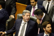 Câmara dos Deputados vota requerimento para o projeto de lei que institui o novo marco fiscal