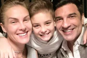 Filho de Ana Hickmann encanta a web ao falar sobre casamento da mãe