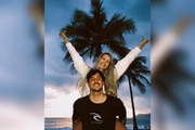 A situação despertou amor e ódio dos brasileiros. Enquanto alguns acusavam Yasmin de atrapalhar o desempenho de Gabriel, outros torciam pelo casal