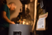 O primeiro café da Mokado é o Kobaya, um café de teste