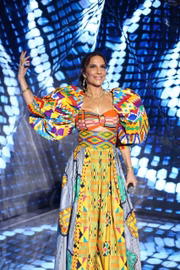Ivete Sangalo veste Meninos Rei 