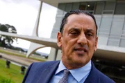 Advogado de Bolsonaro, Frederick Wassef é investigado pela PF