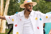 Neymar encanta internautas com momentos fofos dos filhos