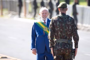 Lula descartou linguagem neutra para o hino no 7 de Setembro