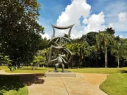 Escultura Ritmo Dos Ritmos, de Maria Martins