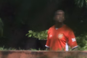 O homem venderia drogas no local