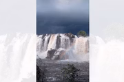 Cachoeira na Chapada dos Veadeiros (GO)