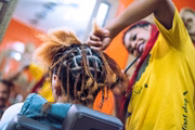 A cultura hip hop, as manifestações de matriz africana, os bailes de charme e outras manifestações tomaram conta de lá