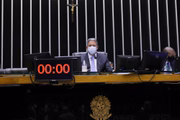 Presidente da Câmara, Arthur Lira (PP-AL), presidindo sessão da Casa