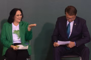 Damares é uma das expoentes da agenda ideológica do governo de Jair Bolsonaro (PL)