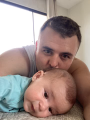 Bebê Henry encanta em foto com o pai, Tiago Costa - Goiânia, Goiás