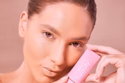 Virginia Fonseca com a polêmica base da WePink