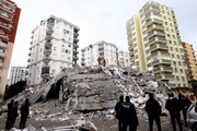 As províncias de Gaziantep, Sanliurfa, Diyarbakir, Adana, Adiyaman, Malatya, Osmaniye, Hatay e Kilis, na Turquia foram fortemente afetadas pelo terremoto