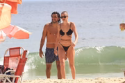 Ágatha Moreira e Rodrigo Simas