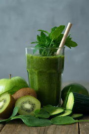 E é uma ótima opção para fazer sucos e vitaminas