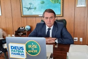 Presidente Jair Bolsonaro durante uma live