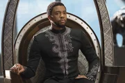 Chadwick Boseman em Pantera Negra
